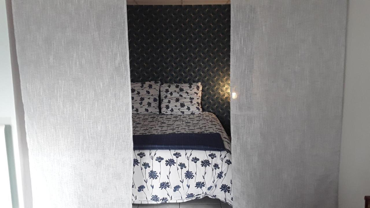 Suite Hauteurs De Vichy Creuzier-le-Vieux Exterior photo